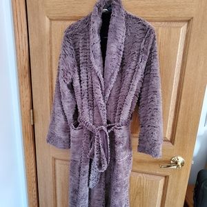 Soma luxe robe